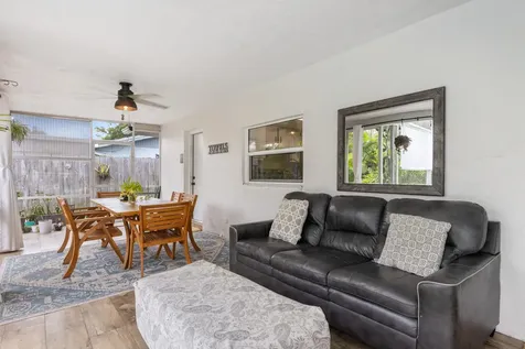 1104 Nw 12th Terrace Stuart FL 34994