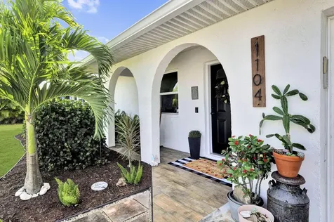 1104 Nw 12th Terrace Stuart FL 34994