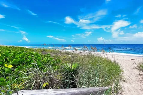 3541 NE Ocean Boulevard Jensen Beach FL 34957