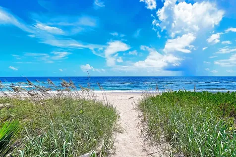 3541 NE Ocean Boulevard Jensen Beach FL 34957