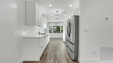 11 Nw 117th Street Miami FL 33168