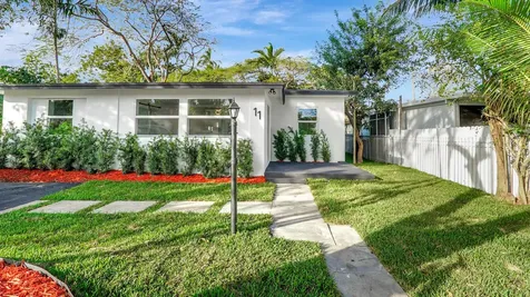 11 Nw 117th Street Miami FL 33168
