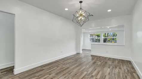 11 Nw 117th Street Miami FL 33168