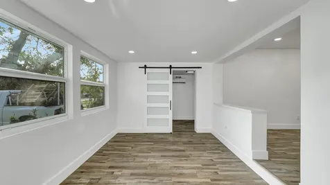 11 Nw 117th Street Miami FL 33168