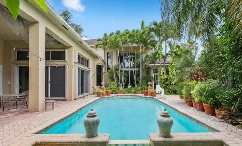 1018 Grand Court Highland Beach FL 33487