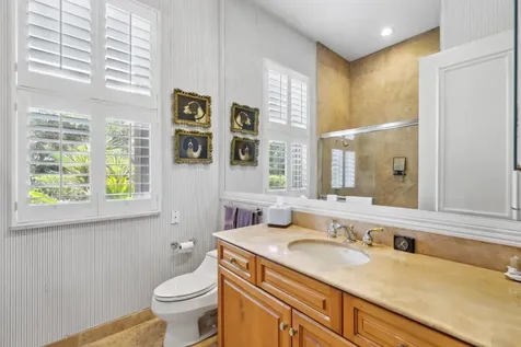 1018 Grand Court Highland Beach FL 33487