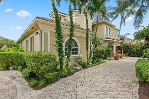 1018 Grand Court Highland Beach FL 33487
