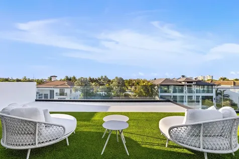 541 Golden Harbour Drive Boca Raton FL 33432