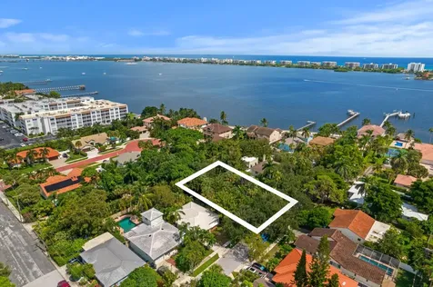 4 17th Avenue Lake Worth Beach FL 33460