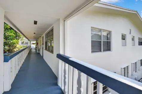 425 Durham Deerfield Beach FL 33442
