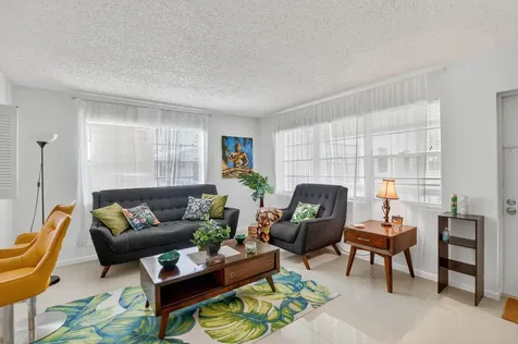 425 Durham Deerfield Beach FL 33442