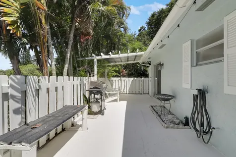 1329 Chippewa Street Jupiter FL 33458