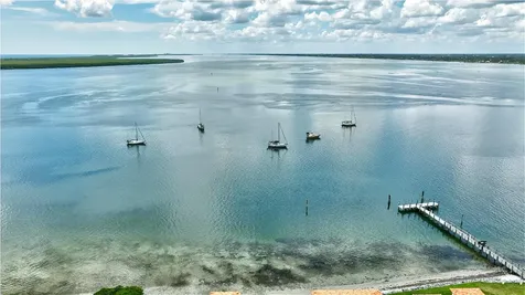 29 Harbour Isle Drive Fort Pierce FL 34949