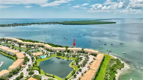 29 Harbour Isle Drive Fort Pierce FL 34949