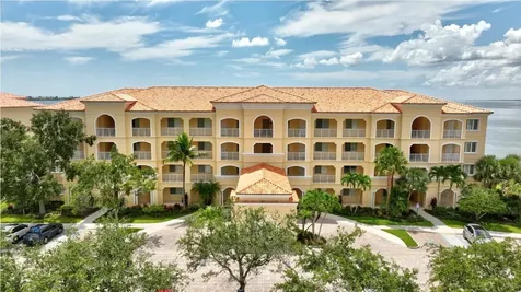 29 Harbour Isle Drive Fort Pierce FL 34949