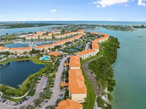 29 Harbour Isle Drive Fort Pierce FL 34949