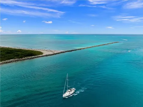 29 Harbour Isle Drive Fort Pierce FL 34949