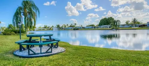 8886 Princess Donna Court, E-31 Boynton Beach FL 33436