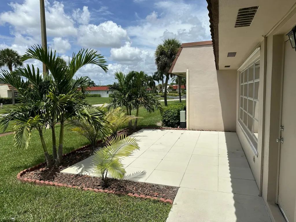 5775 W Fernley Drive West Palm Beach FL 33415