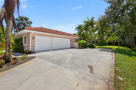 4881 Sw Lake Grove Circle Palm City FL 34990