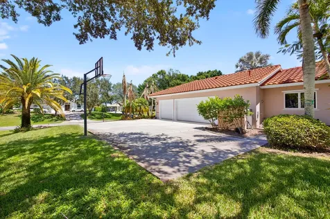 4881 Sw Lake Grove Circle Palm City FL 34990