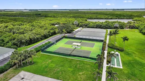 5051 N Highway A1a Fort Pierce FL 34949