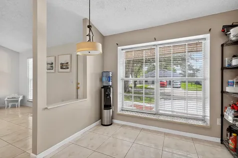 8681 Sw 15th Street Pembroke Pines FL 33025