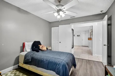 8681 Sw 15th Street Pembroke Pines FL 33025