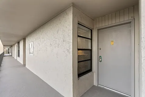 6 Royal Palm Way Boca Raton FL 33432