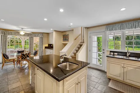 6 Via Vizcaya Palm Beach FL 33480