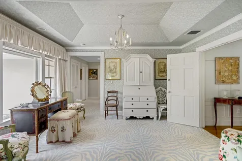 6 Via Vizcaya Palm Beach FL 33480
