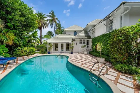 6 Via Vizcaya Palm Beach FL 33480
