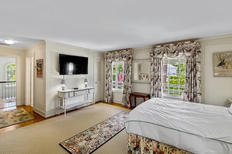 6 Via Vizcaya Palm Beach FL 33480