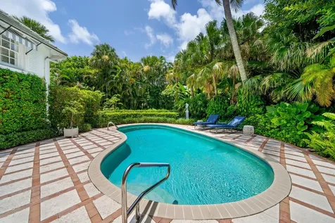 6 Via Vizcaya Palm Beach FL 33480