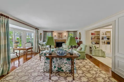 6 Via Vizcaya Palm Beach FL 33480