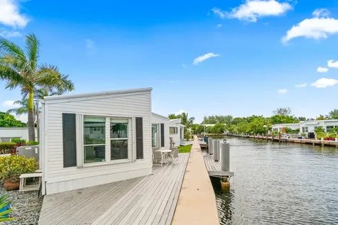 207 Mallard Drive Briny Breezes FL 33435