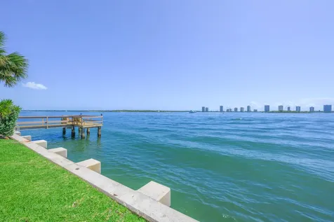101 Doolen Court North Palm Beach FL 33408