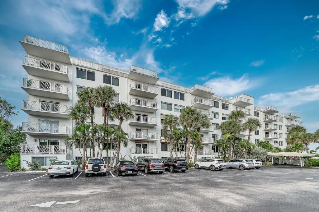 170 N Ocean Boulevard Palm Beach FL 33480