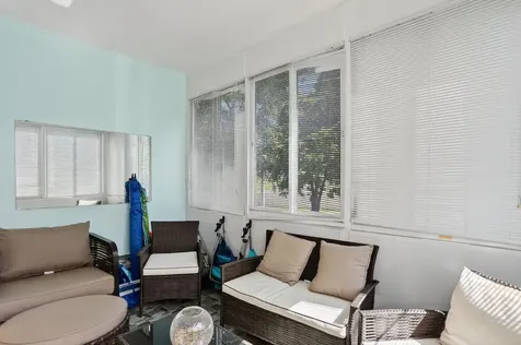 5111 W Oakland Park Boulevard Lauderdale Lakes FL 33313
