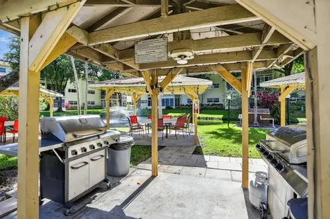 5111 W Oakland Park Boulevard Lauderdale Lakes FL 33313