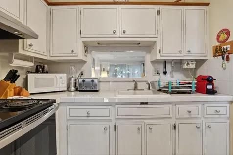 5111 W Oakland Park Boulevard Lauderdale Lakes FL 33313
