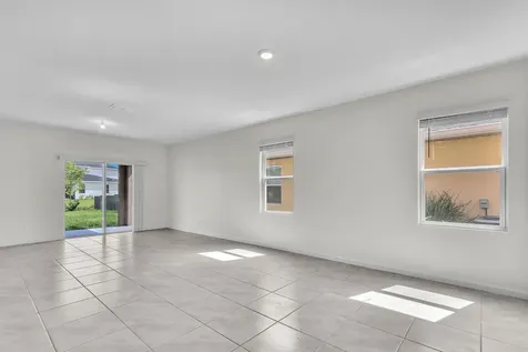 12335 Sw Nettuno Way Port Saint Lucie FL 34987