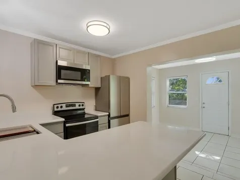 4606 30th Avenue Vero Beach FL 32967