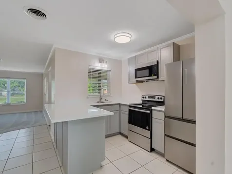 4606 30th Avenue Vero Beach FL 32967