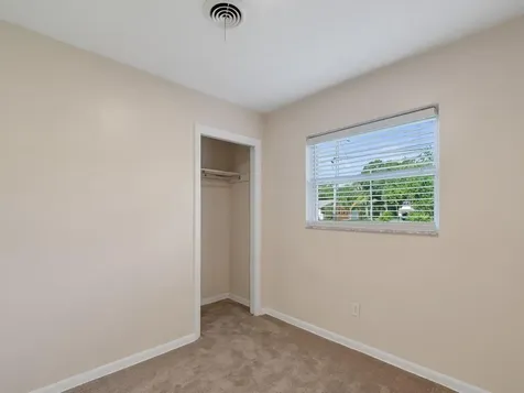 4606 30th Avenue Vero Beach FL 32967