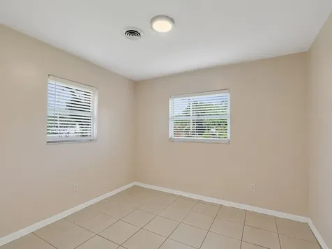 4606 30th Avenue Vero Beach FL 32967