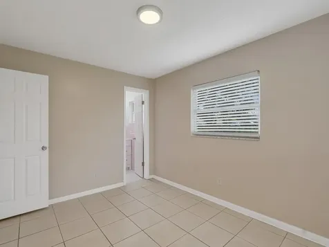4606 30th Avenue Vero Beach FL 32967