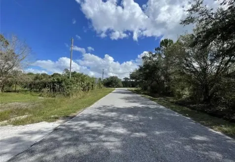 345 NE 106th Street Okeechobee FL 34972