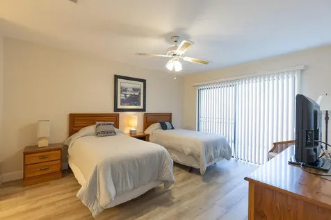 3303 Se Sandpiper Circle Port Saint Lucie FL 34952
