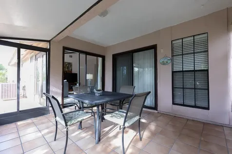3303 Se Sandpiper Circle Port Saint Lucie FL 34952